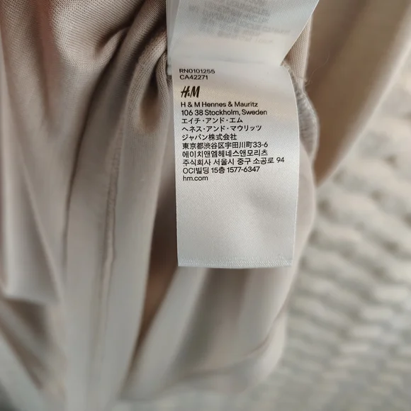 H&M Beige Tank Top With Sheer Ruffles Lined In Black Women's Size Large - Picture 5 of 6